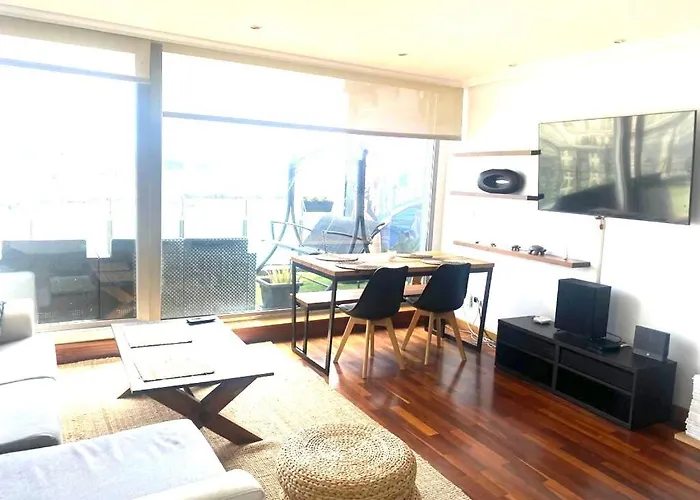 Vistas Coruna 3 Apartment *